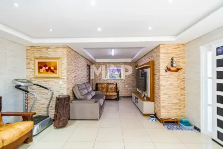 Sobrado com 3 Quartos à venda, 102m² no Jardim Eugenia Maria, Campina Grande do Sul