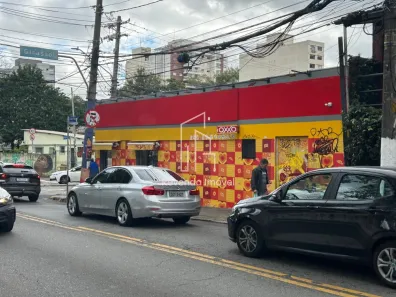 Galpão/Depósito/Armazém à venda, 180m² no Jardim Flor de Maio, São Paulo