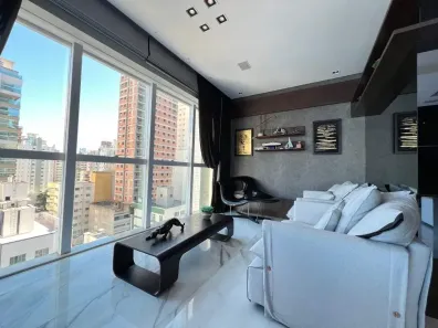 Apartamento com 4 Quartos à venda, 210m² no Meia Praia, Itapema