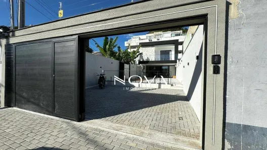 Casa com 4 Quartos à venda, 203m² no Itaipu, Niterói