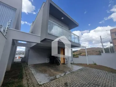 Casa com 3 Quartos à venda, 152m² no Parque San Carlo, Poços de Caldas