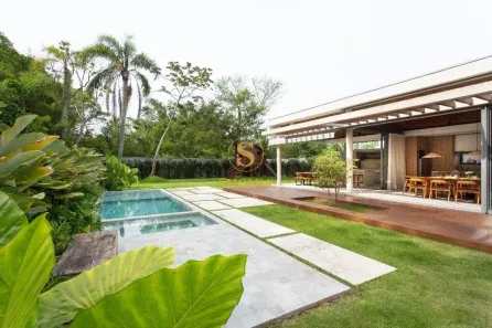 Casa de Condomínio com 4 Quartos à venda, 314m² no Cachoeira do Bom Jesus, Florianópolis