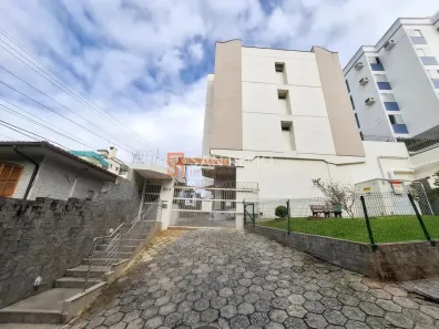 Apartamento com 2 Quartos para alugar, 61m² no Carvoeira, Florianópolis