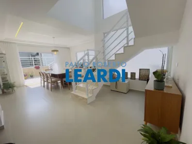 Casa de Condomínio com 3 Quartos à venda, 300m² no Alphaville, Santana de Parnaíba