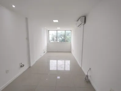 Sala Comercial para alugar, 31m² no Recreio dos Bandeirantes, Rio de Janeiro