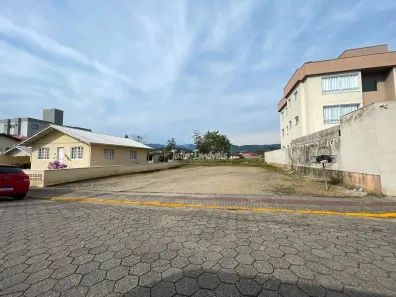 Lote/Terreno à venda, 384m² no São João Batista, São João Batista