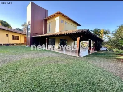 Sobrado com 4 Quartos à venda, 500m² no Park Way, Brasília