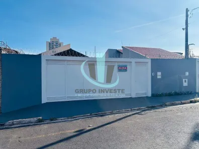 Casa com 3 Quartos para alugar, 245m² no Vila José Bonifácio, Araraquara
