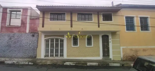 Sobrado com 3 Quartos para alugar, 290m² no Centro, Pindamonhangaba