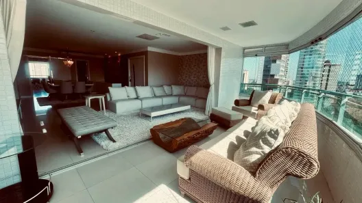 Apartamento com 4 Quartos à venda, 240m² no Batista Campos, Belém