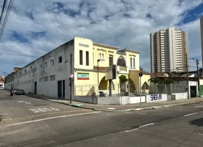 Prédio Comercial com 20 Quartos para alugar, 1804m² no Joaquim Távora, Fortaleza