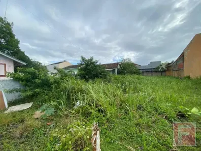 Lote/Terreno à venda, 180m² no Barra do Saí, Itapoá