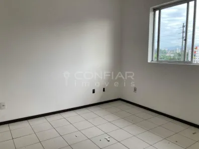 Apartamento com 2 Quartos para alugar, 66m² no Glória, Joinville