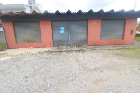 Prédio Comercial para alugar, 150m² no Três Vendas, Pelotas