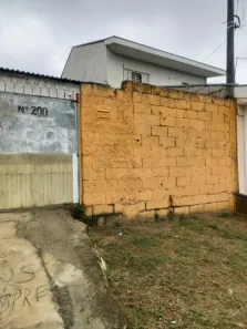 Casa com 2 Quartos à venda, 80m² no Primeiro de Maio, Jacareí