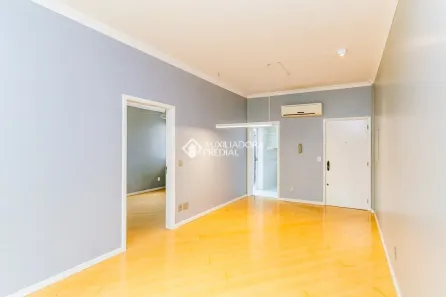 Apartamento com 3 Quartos à venda, 94m² no Passo da Areia, Porto Alegre