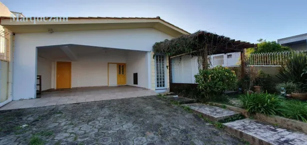 Casa com 3 Quartos à venda, 133m² no Morro das Pedras, Florianópolis