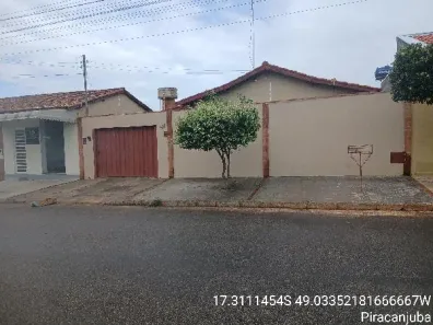 Casa com 3 Quartos à venda, 300m² no Setor Aeroporto, Piracanjuba