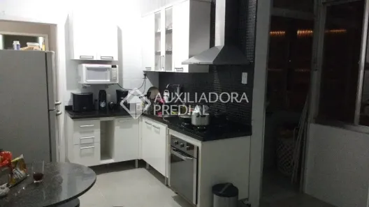 Apartamento com 3 Quartos à venda, 109m² no Santa Cecília, Porto Alegre