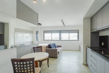 com 1 Quarto para alugar, 39m² no Chácara das Pedras, Porto Alegre