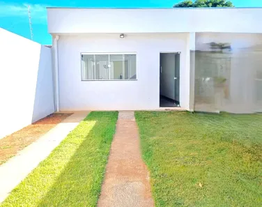 Casa com 2 Quartos à venda, 61m² no Jardim Patrícia, Uberlândia