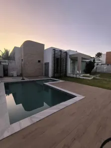 Casa com 6 Quartos para venda ou aluguel, 600m² no Parque Real Serra Verde, Camaçari