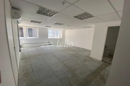 Sala Comercial à venda, 36m² no Cidade Monções, São Paulo