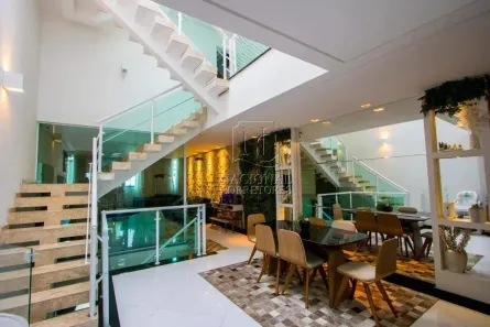 Sobrado com 3 Quartos para alugar, 248m² no Vila Floresta, Santo André
