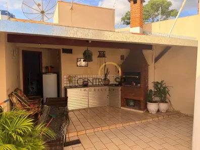 Casa com 4 Quartos à venda, 221m² no Jardim Amália, Bauru