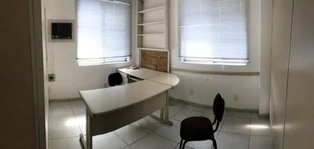 Sala Comercial à venda, 65m² no Centro Histórico, Porto Alegre