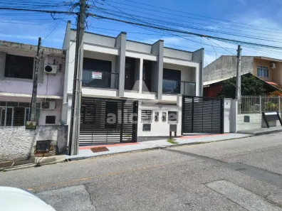 Casa com 3 Quartos à venda, 175m² no Barreiros, São José