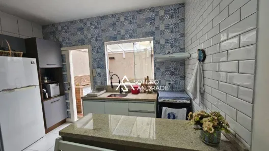 Casa de Condomínio com 2 Quartos à venda, 83m² no Balneário Gardem Mar, Caraguatatuba