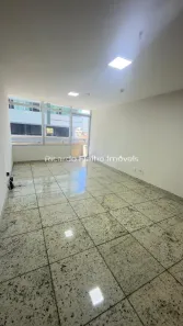 Ponto Comercial para alugar, 27m² no Praia da Costa, Vila Velha