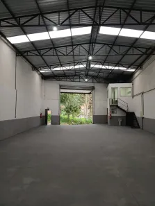 Galpão/Depósito/Armazém para alugar, 260m² no Meudon, Teresópolis