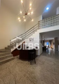 Casa com 4 Quartos à venda, 346m² no Jardim Patrícia, Uberlândia