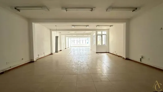 Sala Comercial para alugar, 137m² no Centro, Florianópolis