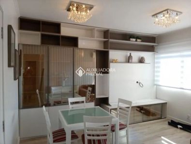 Apartamento com 3 Quartos à venda, 70m² no Passo da Areia, Porto Alegre