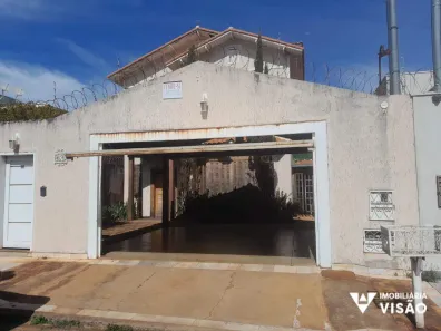 Casa com 4 Quartos à venda, 360m² no Jardim do Lago, Uberaba