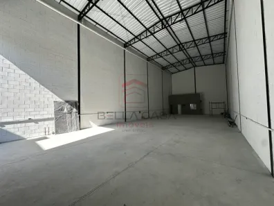 Galpão/Depósito/Armazém para alugar, 300m² no Vila Zelina, São Paulo