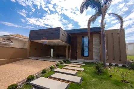 Casa de Condomínio com 3 Quartos à venda, 193m² no Residencial Himalaia, Lins