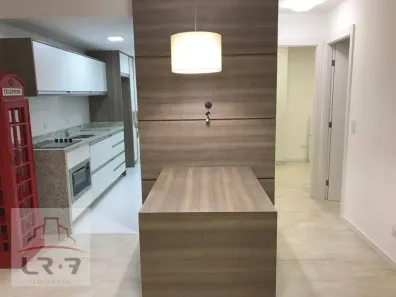Apartamento com 2 Quartos para alugar, 51m² no Centro, Curitiba
