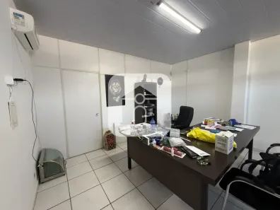 Ponto Comercial para alugar, 41m² no Segismundo Pereira, Uberlândia