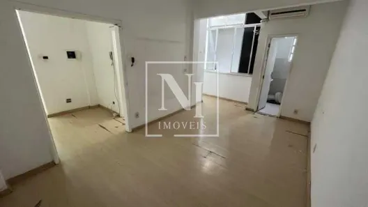 Kitnet com 1 Quarto à venda, 33m² no Copacabana, Rio de Janeiro