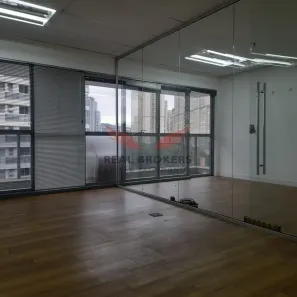 Sala Comercial para alugar, 54m² no Dezoito do Forte Empresarial/Alphaville., Barueri