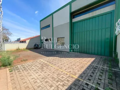 Galpão/Depósito/Armazém para alugar, 335m² no Colúmbia, Londrina