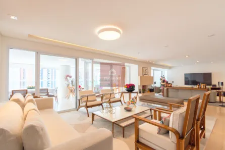 Apartamento com 4 Quartos à venda, 335m² no Vila Uberabinha, São Paulo