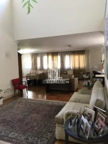 Casa com 5 Quartos à venda, 565m² no Jardim Vitória Régia, São Paulo