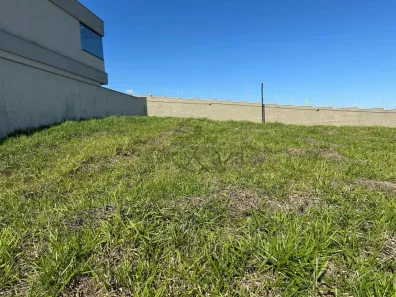 à venda, 478m² no Condomínio Residencial Jaguary, São José dos Campos