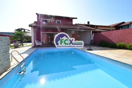 Casa com 4 Quartos à venda, 250m² no Estância Bal Maria H Novaes, Peruíbe