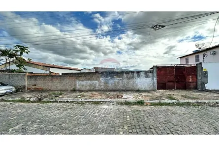 Lote/Terreno à venda, 531m² no Jequiezinho, Jequié